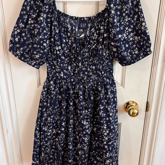 gap navy and white floral baby doll dress Bardot style - Picture 2 of 4